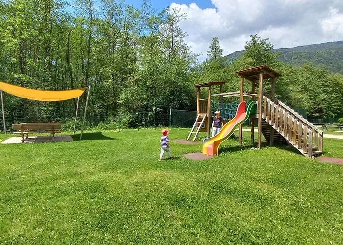 Sandro Haus Kmb Seeappartement Am Ossiacher Mit Direktem Seezugang Und Hallenbad Apartman *